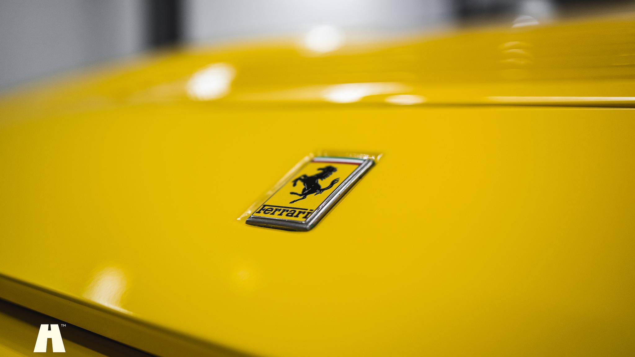 Exteriörbild på 1986 Ferrari 328 GTB
