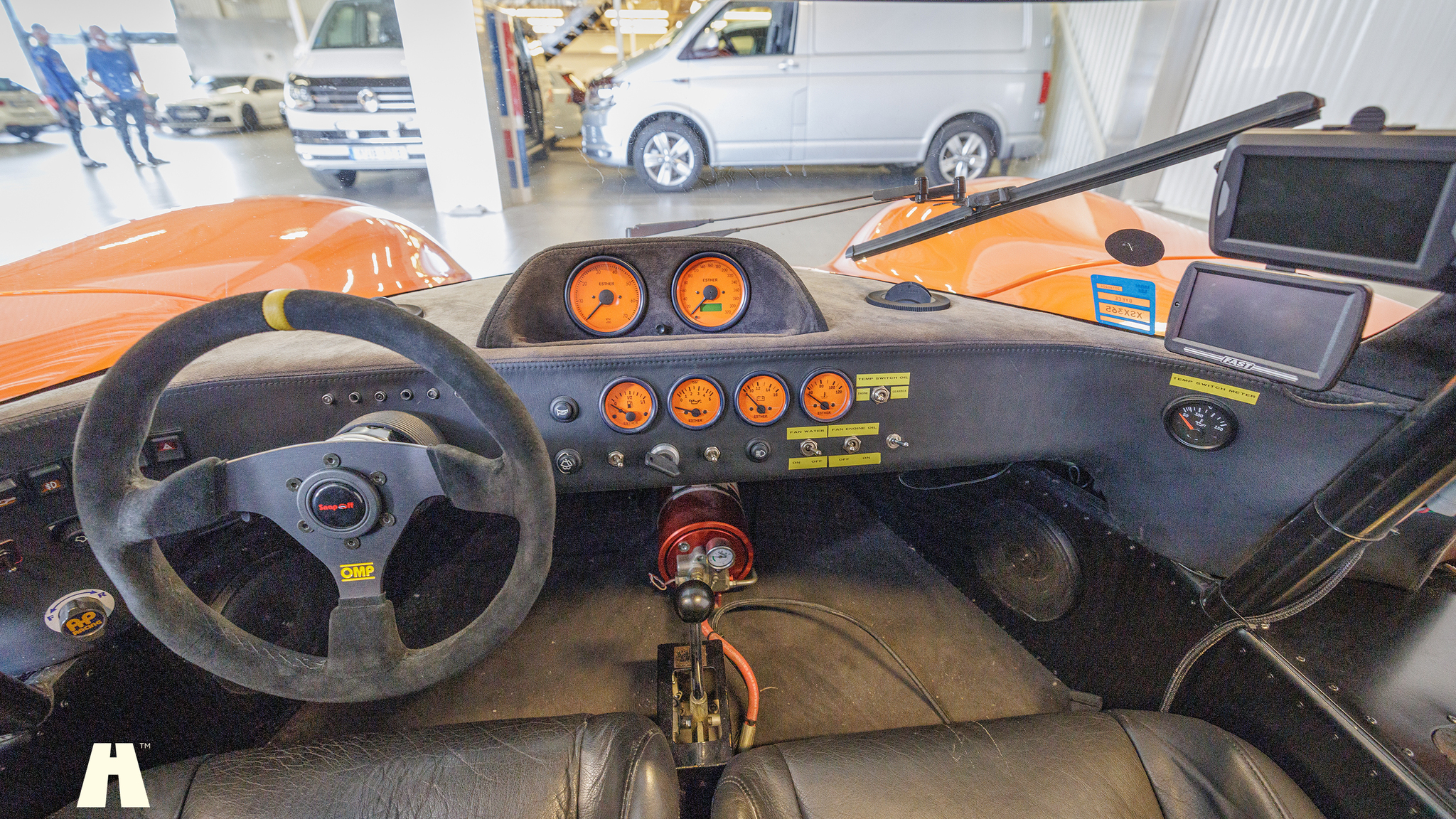 Interiörbild 2006 Ultima GTR (25)