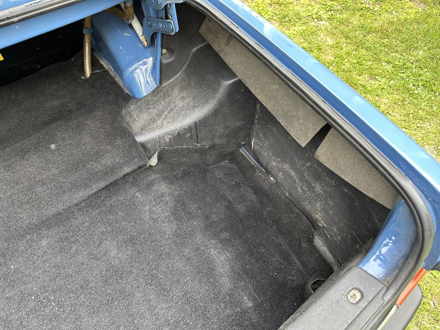 Interiörbild 1986 Volvo 244