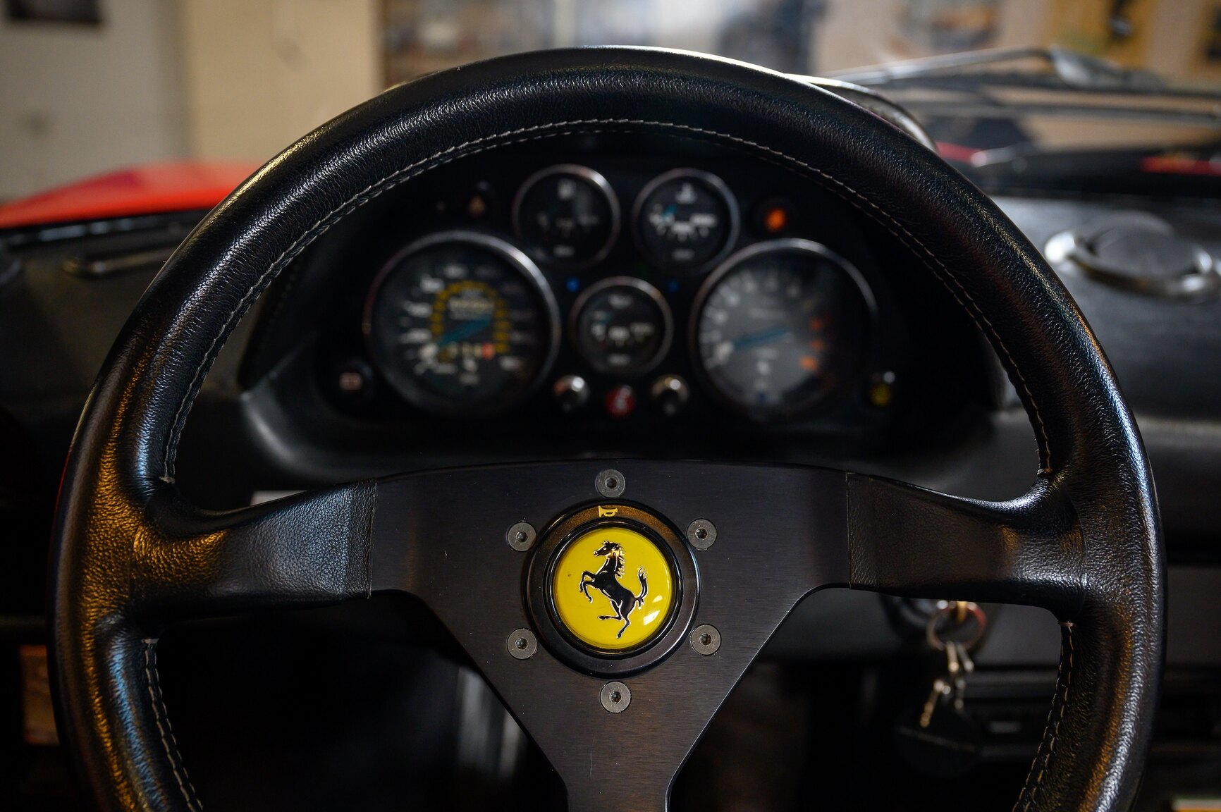 Interiörbild 1982 Ferrari 308 GTSI