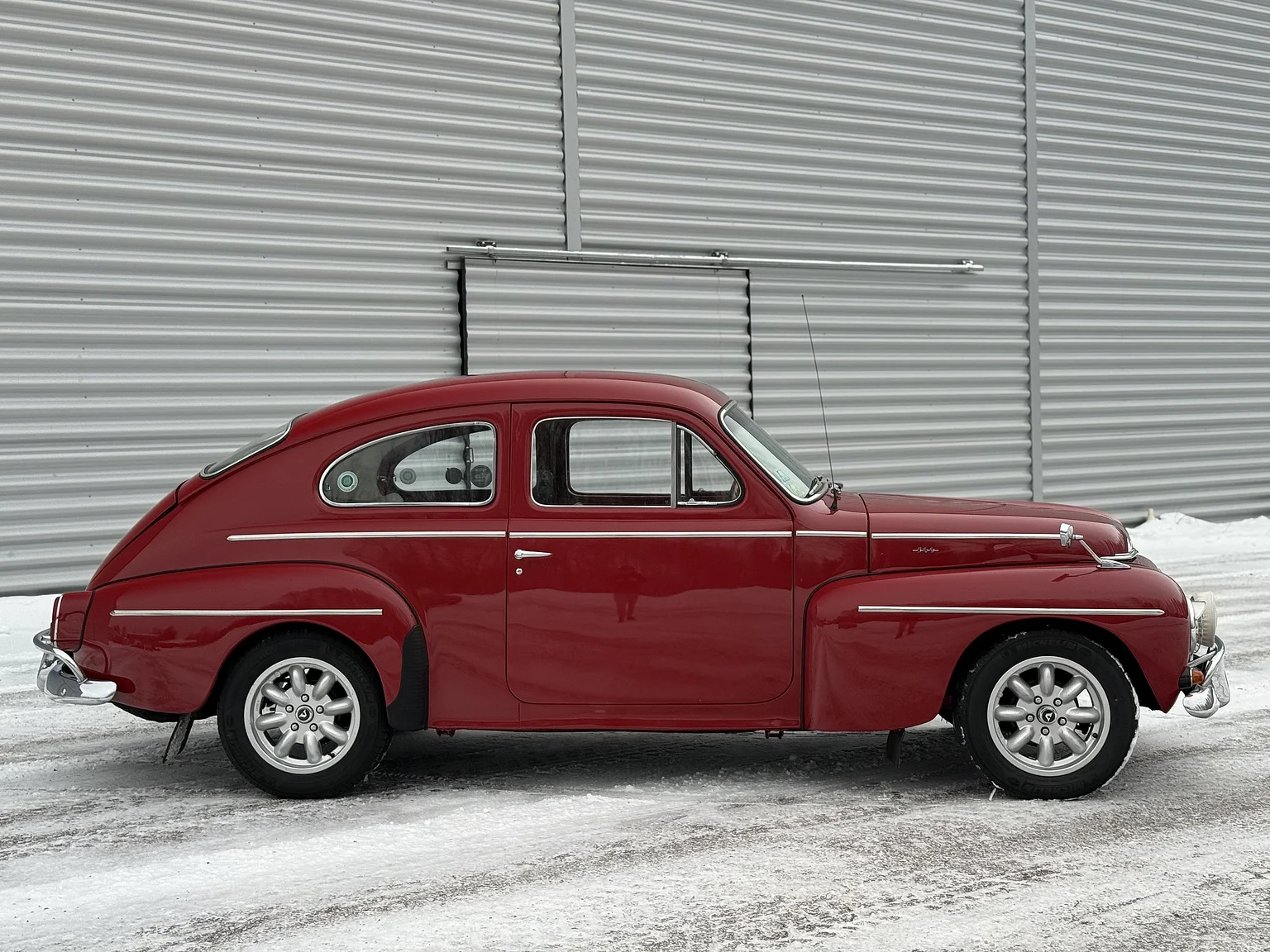 Exteriörbild på 1961 Volvo PV544C Sport (7)