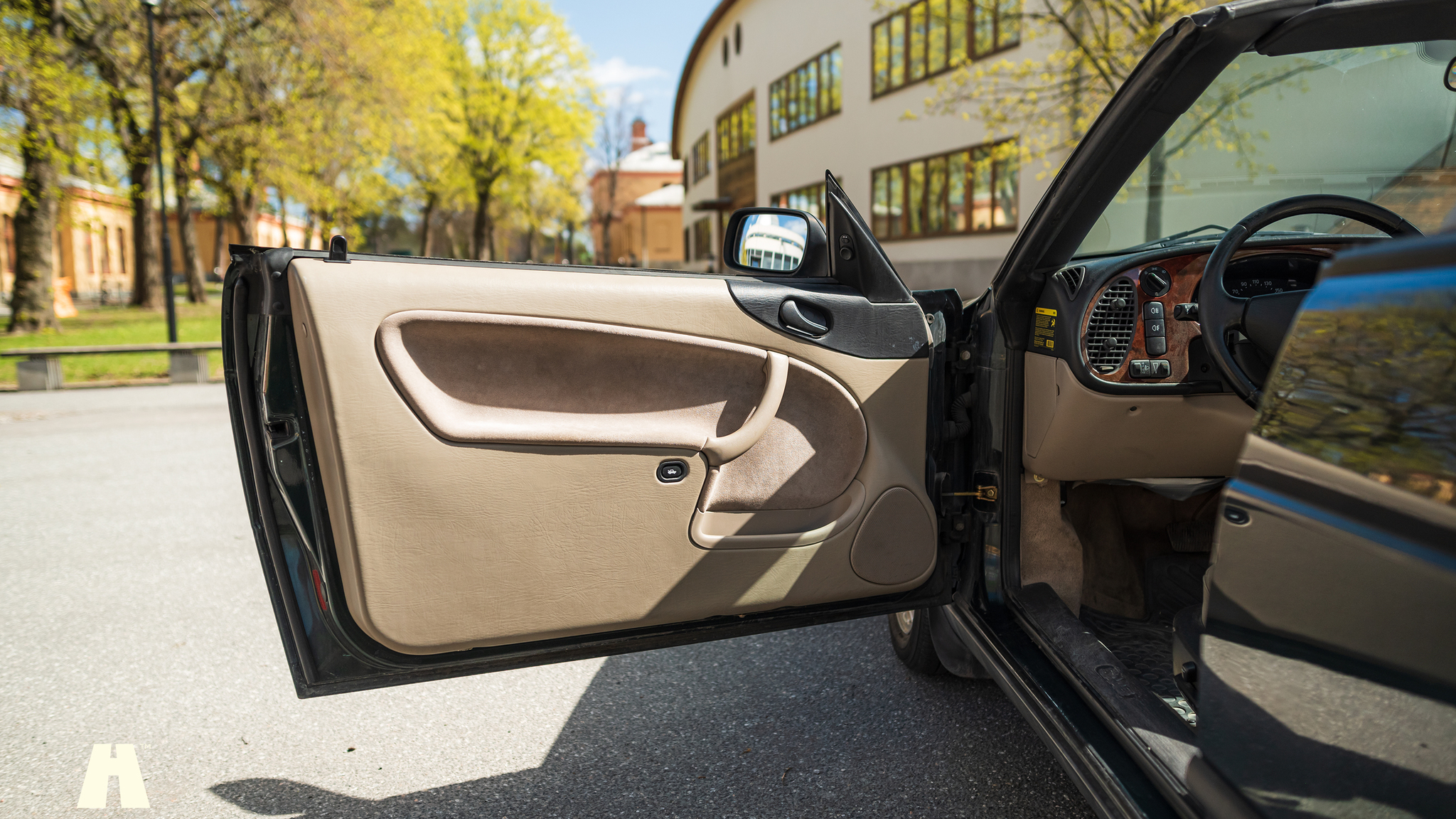 Interior image of 1995 SAAB 900 SE V6 Automat