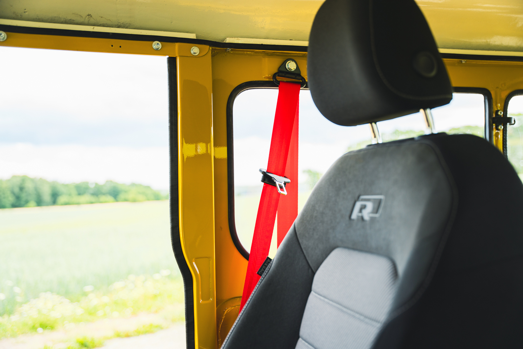 Interior image of 1976 Toyota Land Cruiser BJ40
