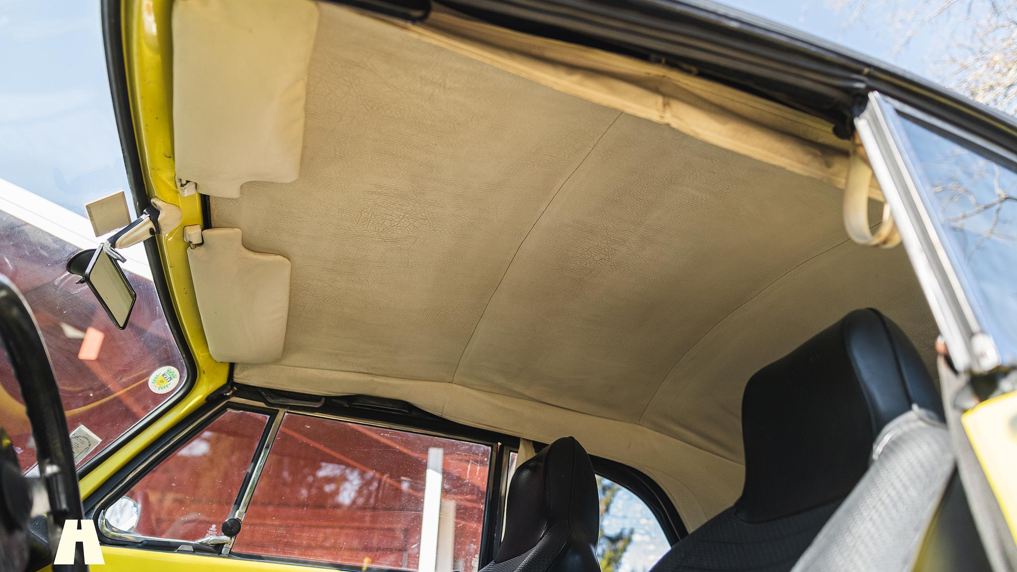 Interiörbild 1974 Volkswagen Bubbla 1303LS Cabriolet Svensksåld 