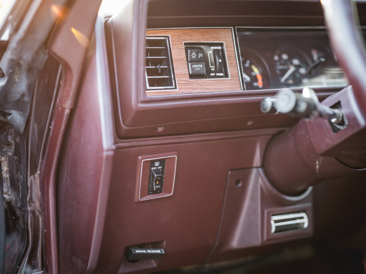 Interior image of 1986 Oldsmobile Cutlass 442