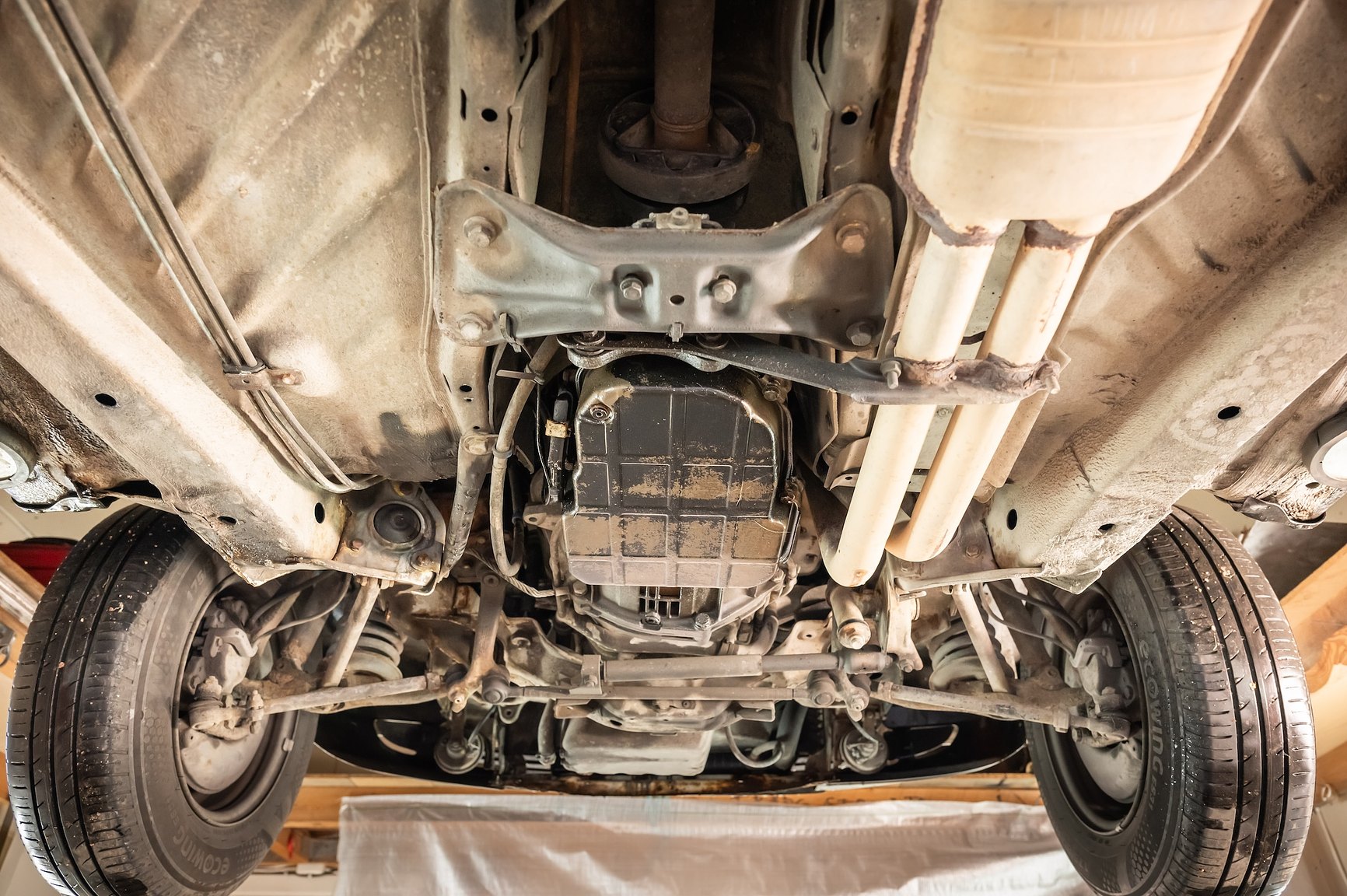 Image of 1985 Mercedes-Benz 200 Automatic mechanics