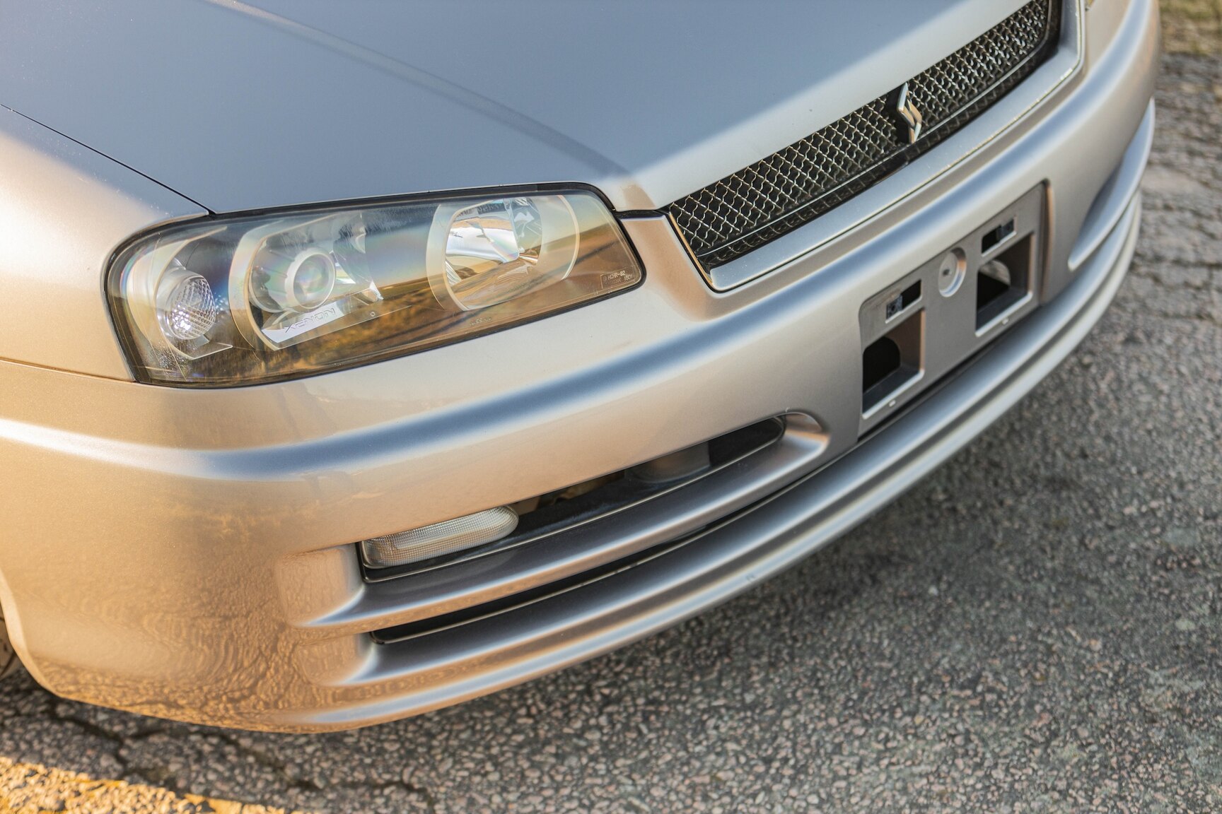 Exterior image of 2000 Nissan Skyline R34 GT 2.5
