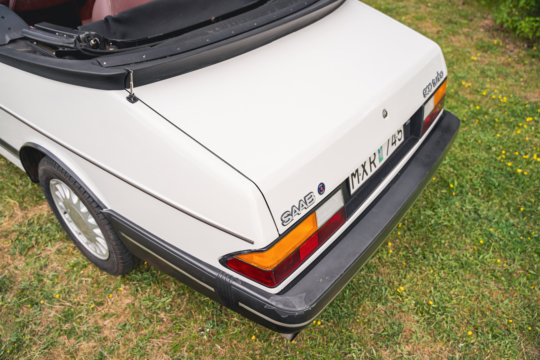 Exterior image of 1987 Saab 900 Turbo Convertible
