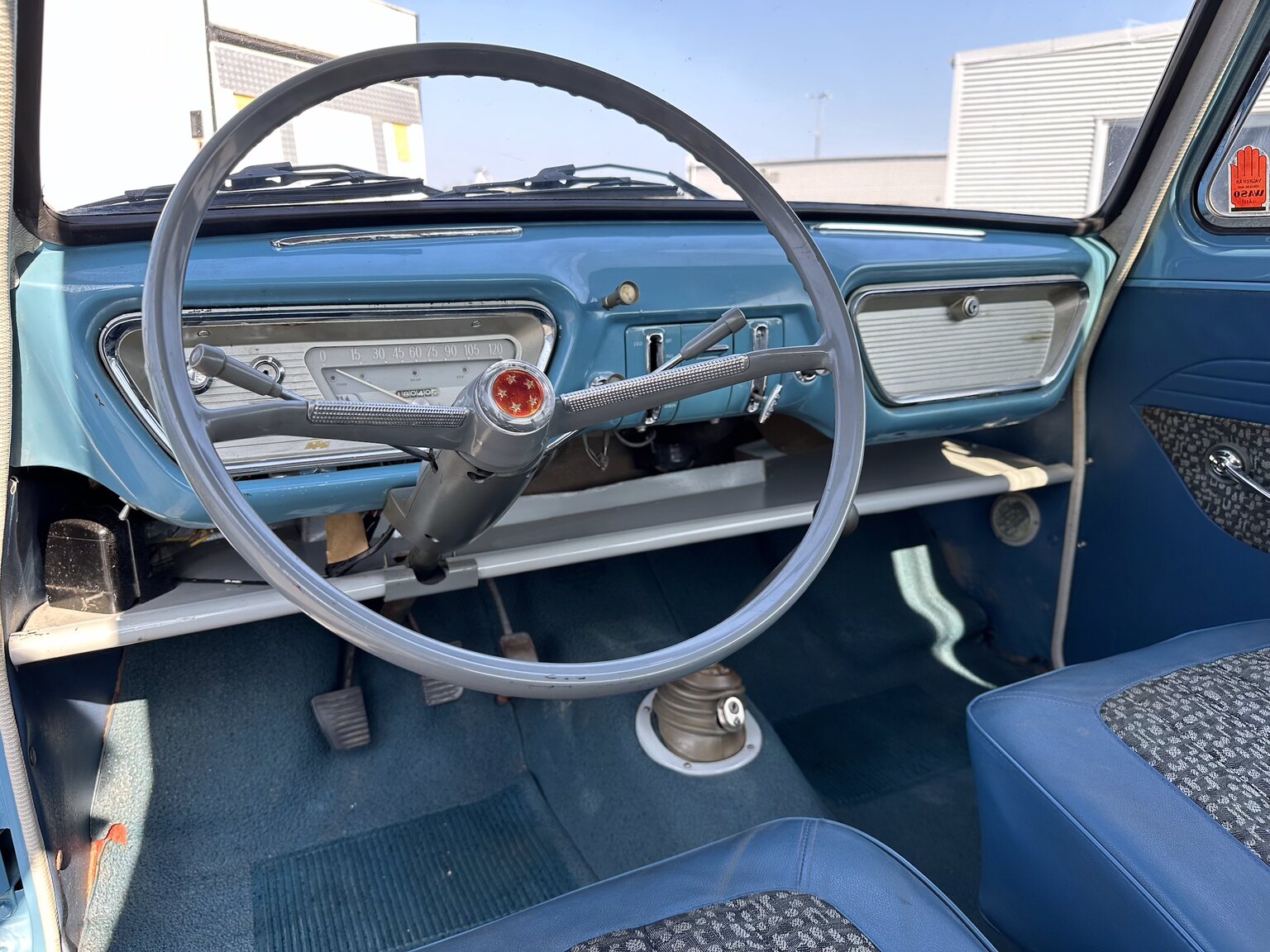 Interiörbild 1961 Ford Anglia