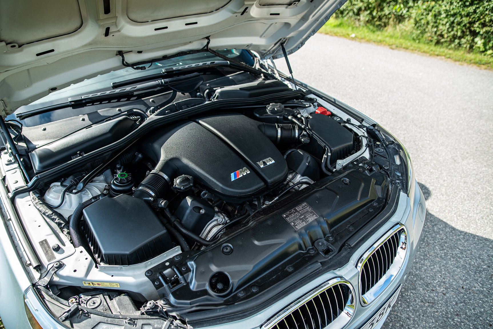 Image of 2006 BMW E60 M5 mechanics