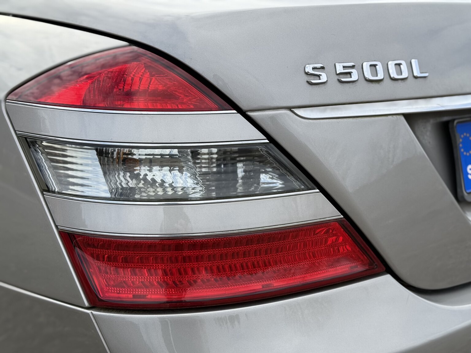 Exteriörbild på 2007 Mercedes-Benz S 500 L 4Matic 7G-Tronic