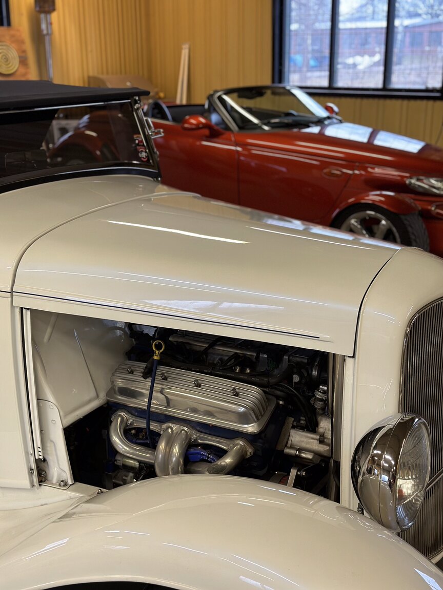 Aussenfoto 1932 Custom Ford Rod White Ice
