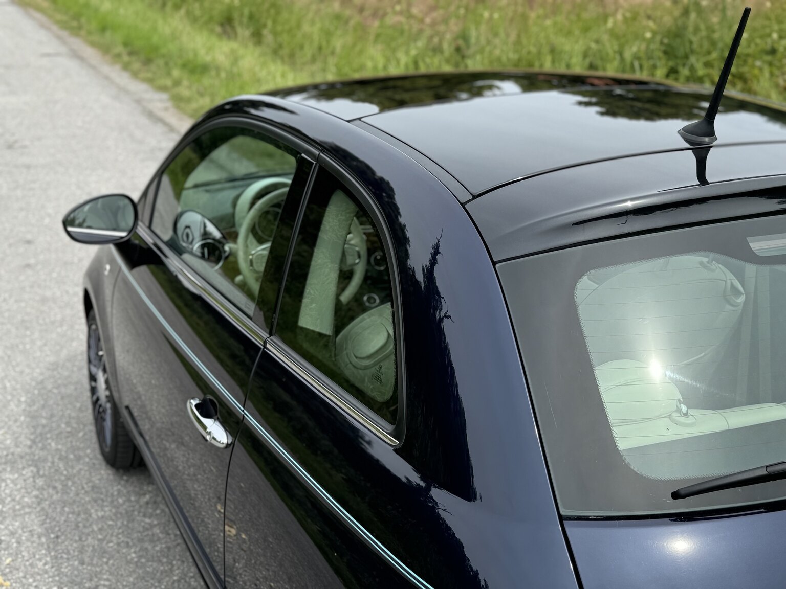 Exteriörbild på 2017 Fiat 500 Riva