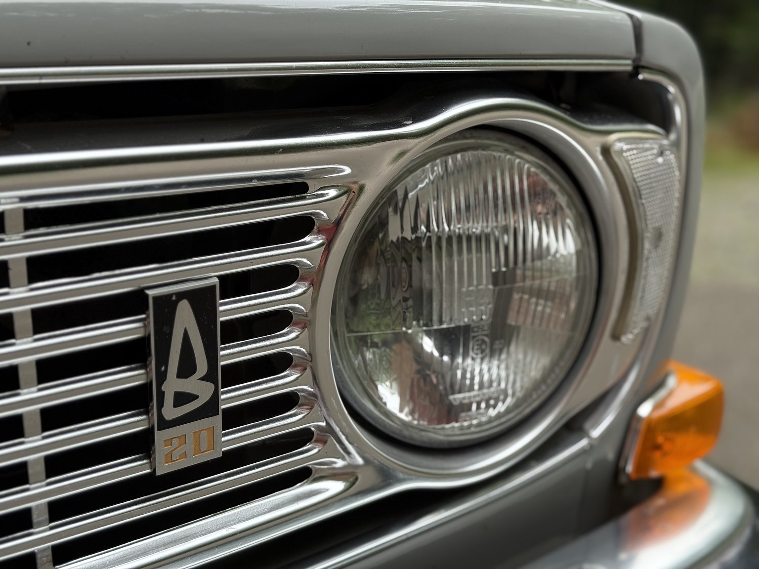 Exterior image of 1970 Volvo 142 Automatic