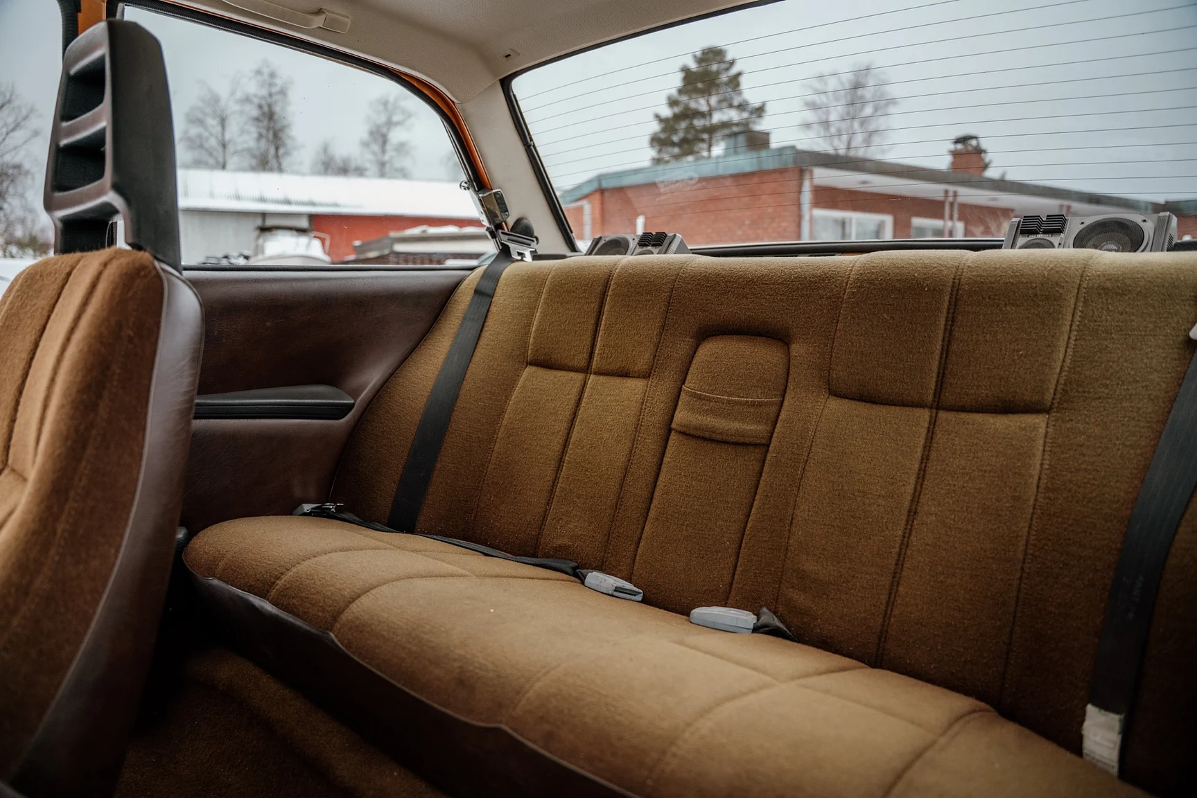 Interiörbild 1975 Volvo 242 2-dörrars coupé (11)