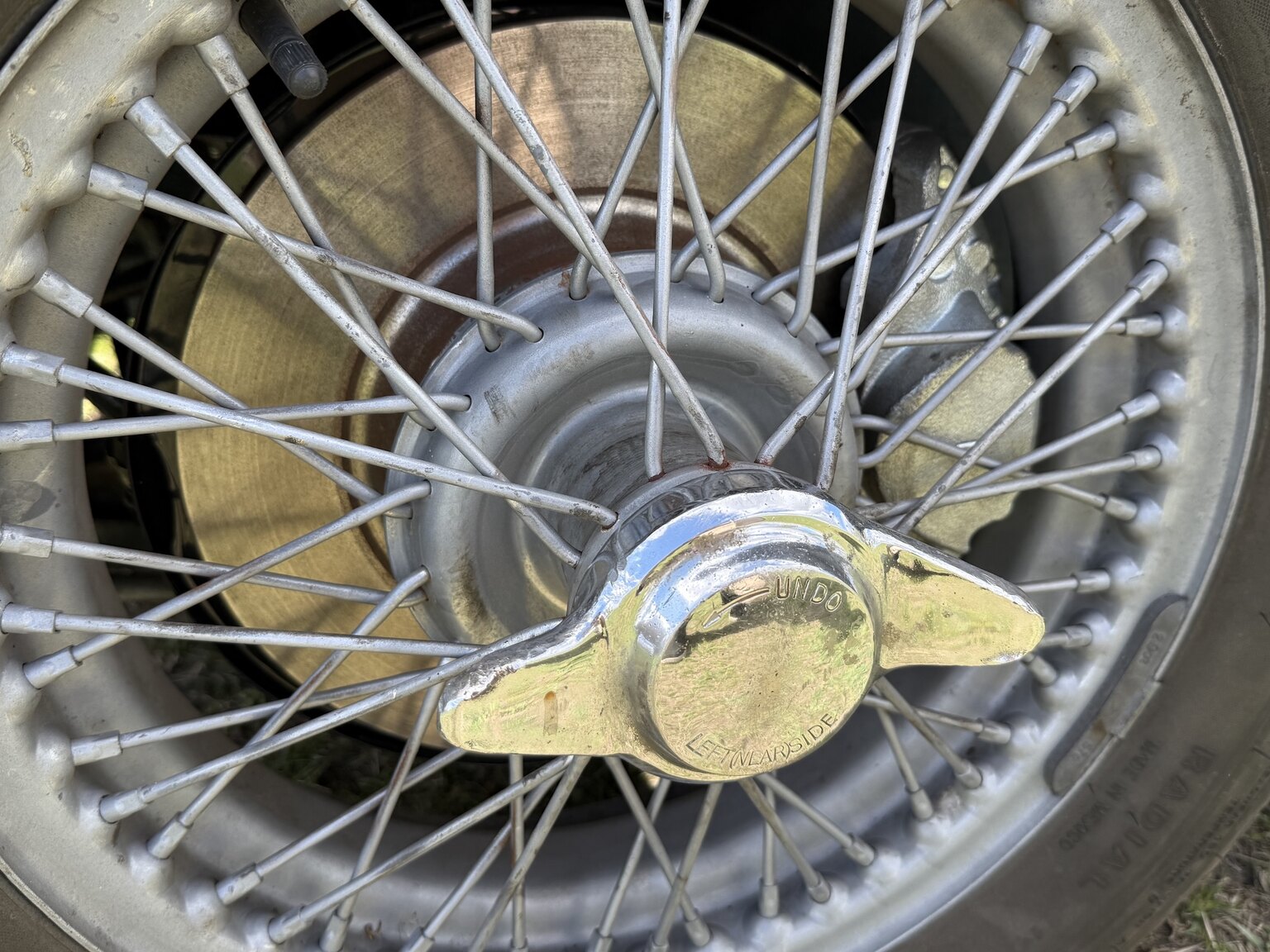 Exteriörbild på 1958 Austin-Healey 100-6