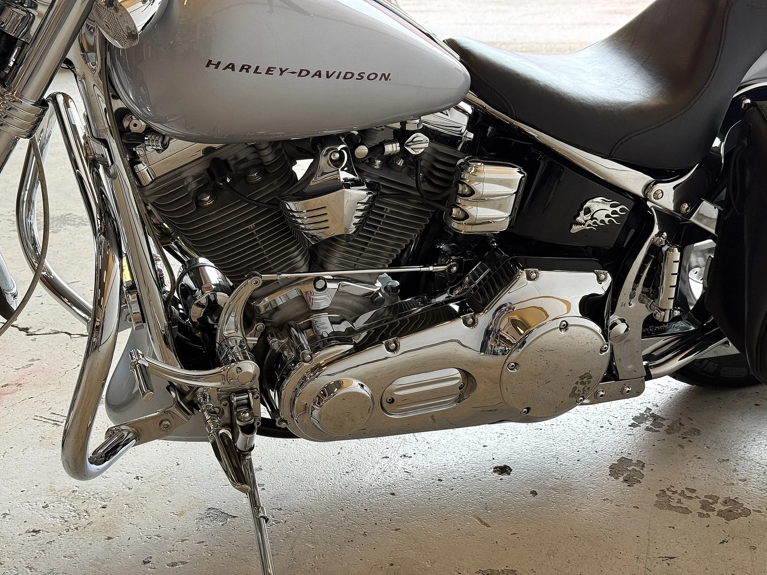 Exteriörbild på 1999 Harley-Davidson Fxst Softail (37)