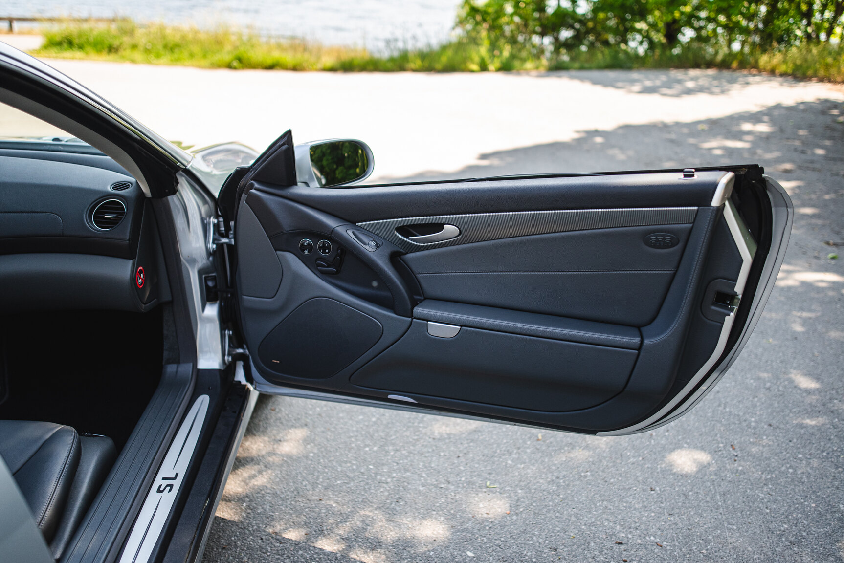 Interiörbild 2006 Mercedes-Benz SL 350