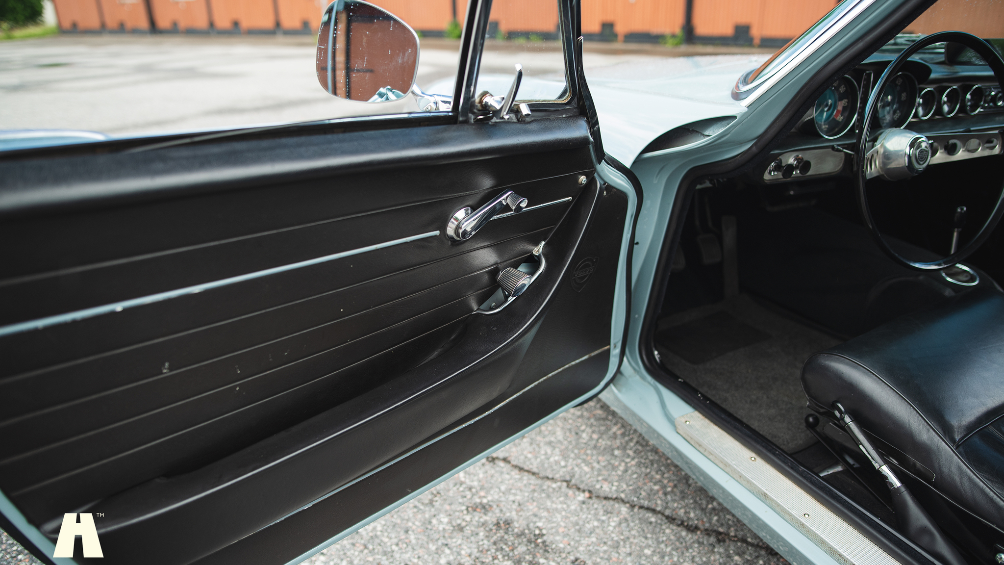 Innenraumfoto von 1966 Volvo P1800 S (7)