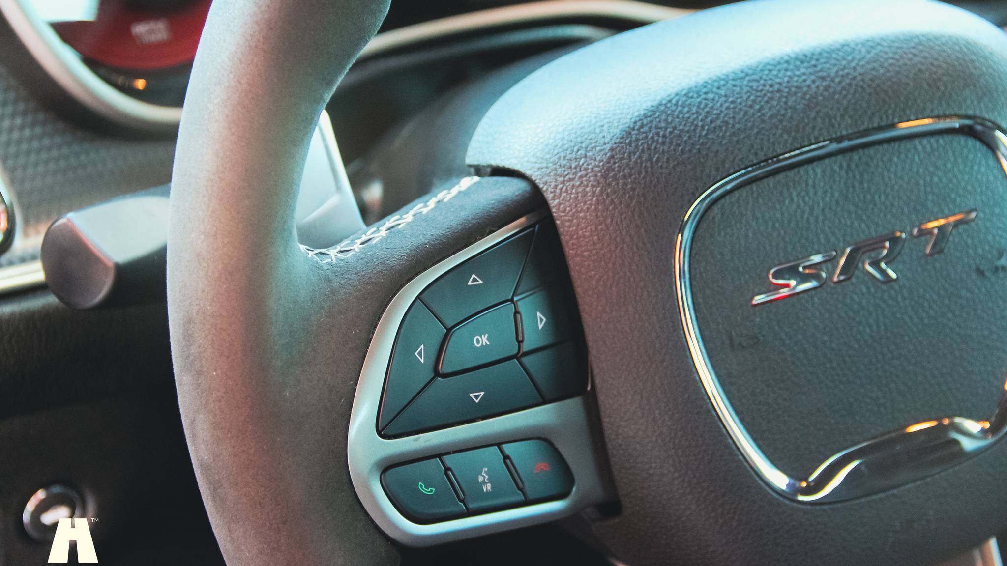 Interior image of 2019 Dodge Challenger Hellcat (11)