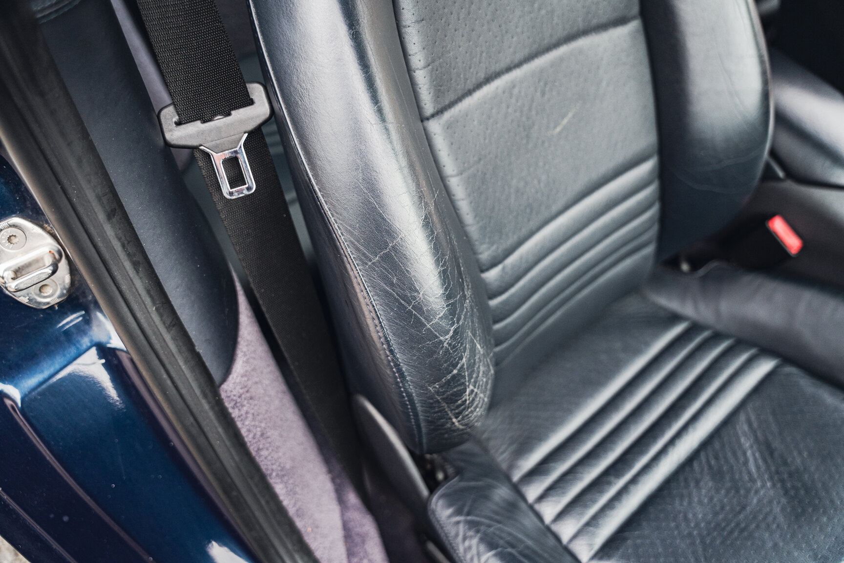 Interior image of 1999 Porsche 911 Carrera 4