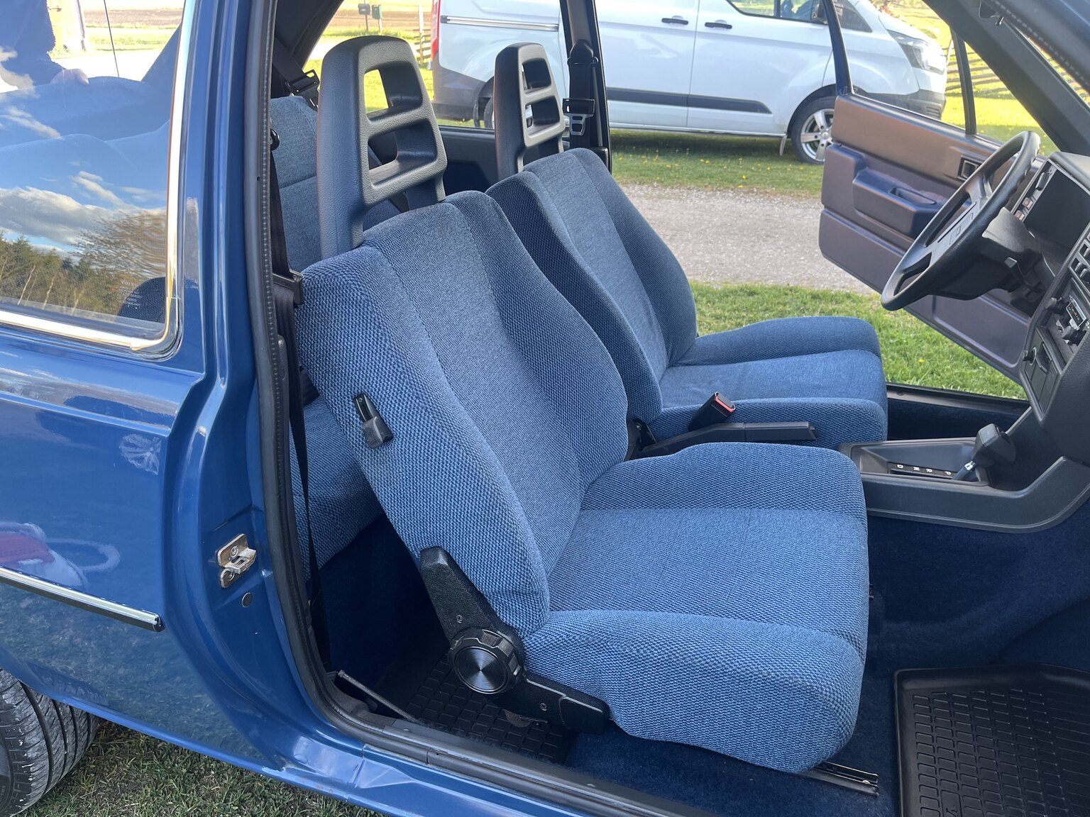 Interior image of 1983 Volvo 340 (24)