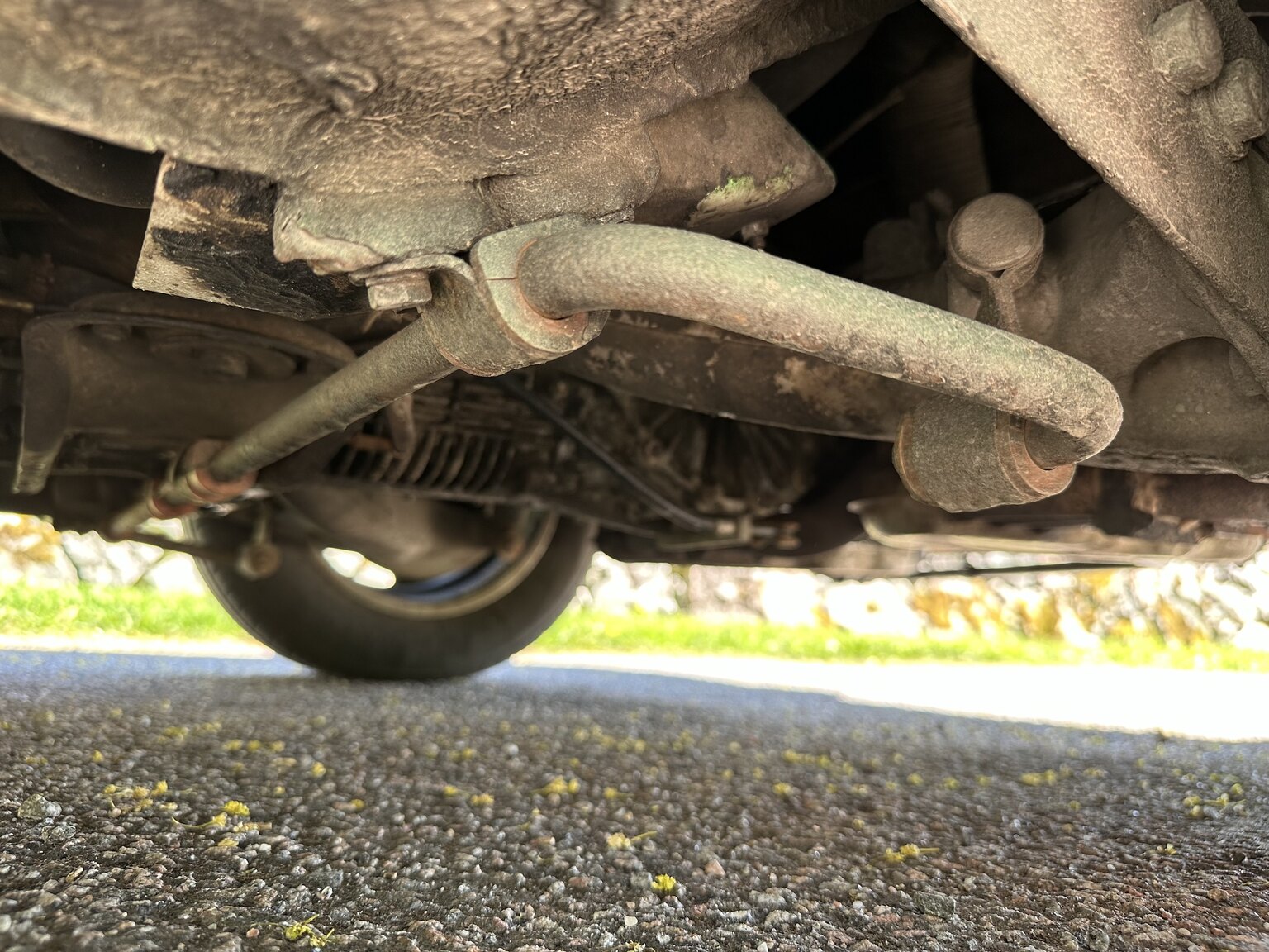 Image of 1975 Porsche 911 mechanics