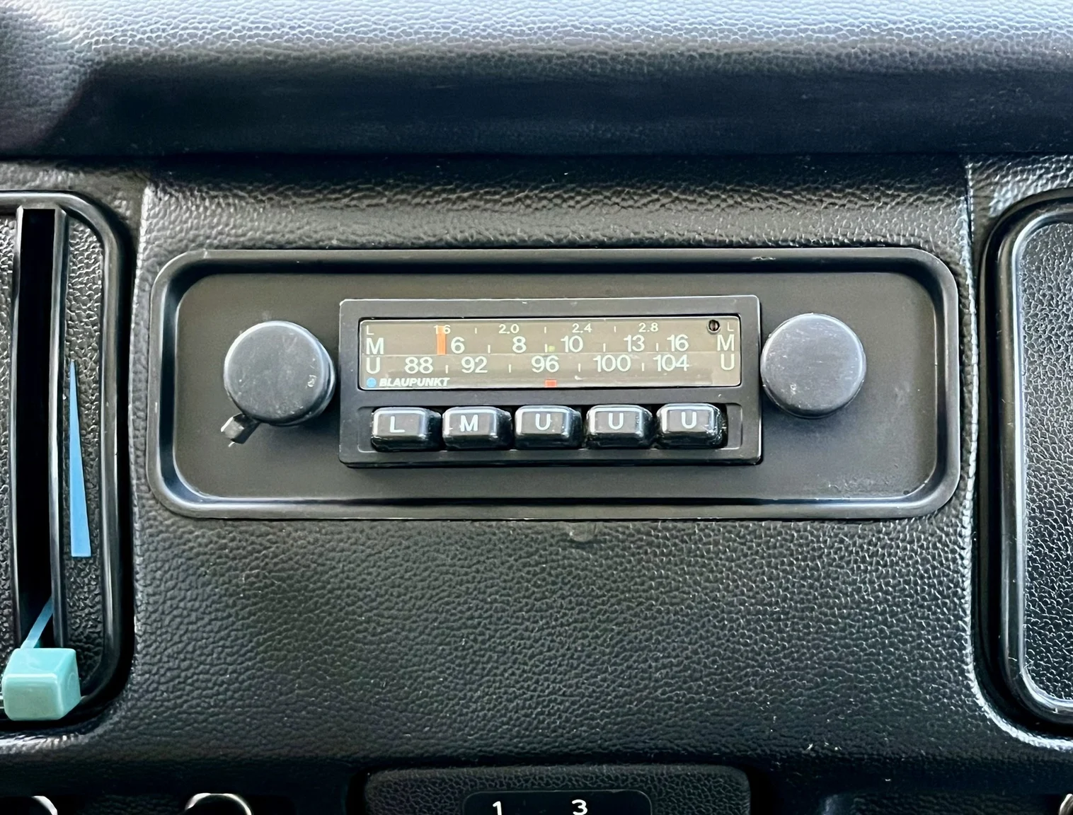 Interiörbild 1974 Volkswagen Transporter T2 (16)