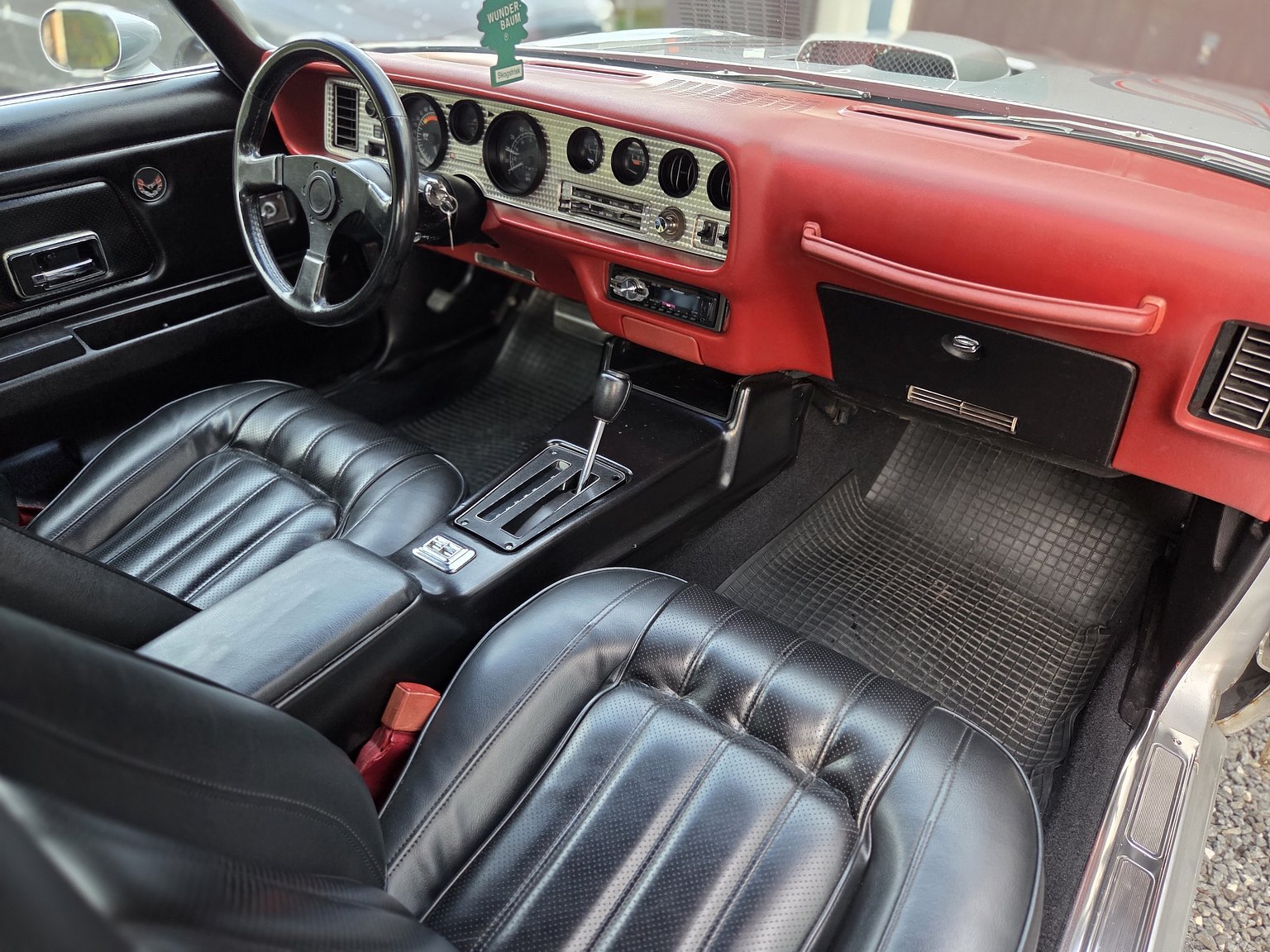 Interiörbild 1976 Pontiac Firebird Trans Am