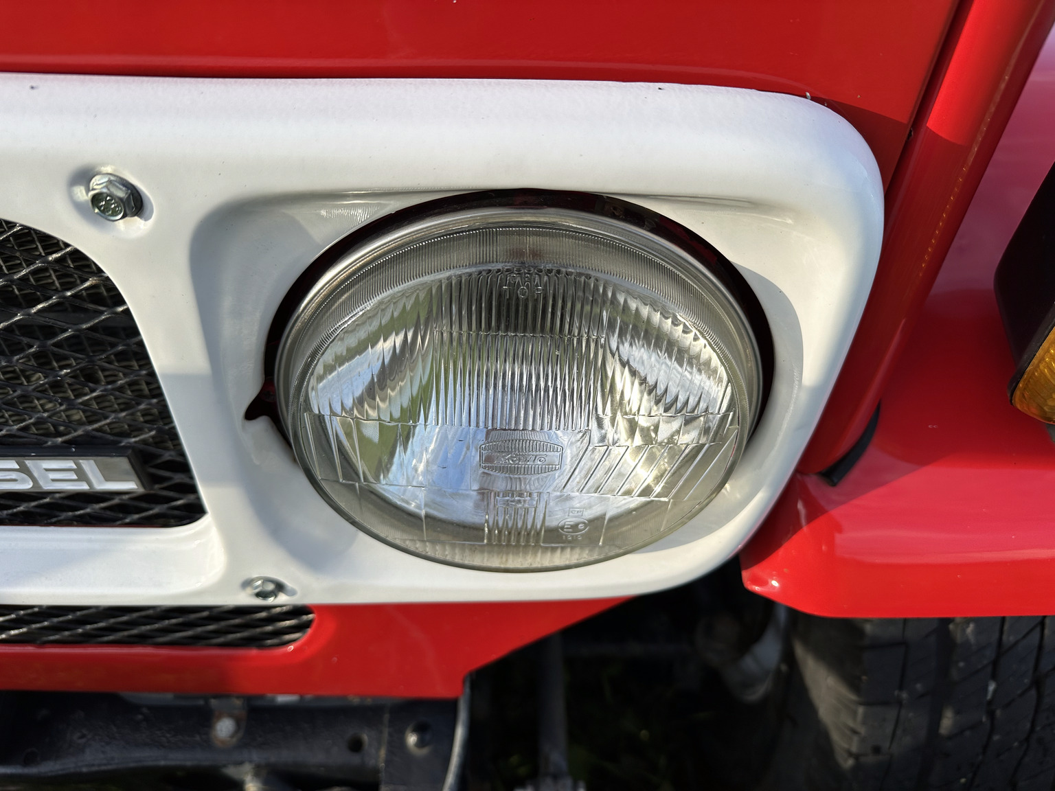 Exterior image of 1982 Toyota Landcruiser Utility (22)