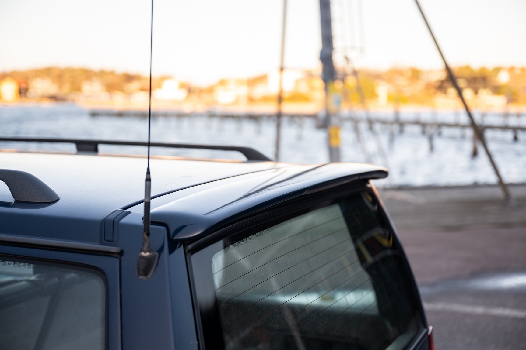Exterior image of 1998 Volvo 940 Turbo