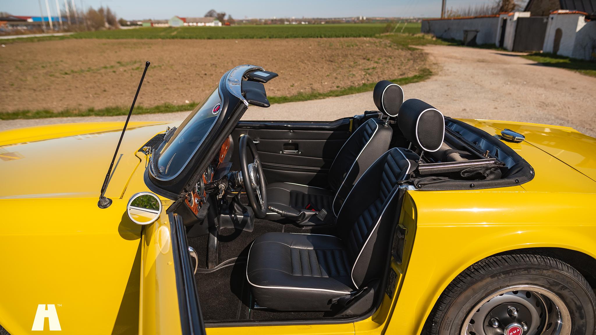 Interiörbild 1974 Triumph TR6 (2)