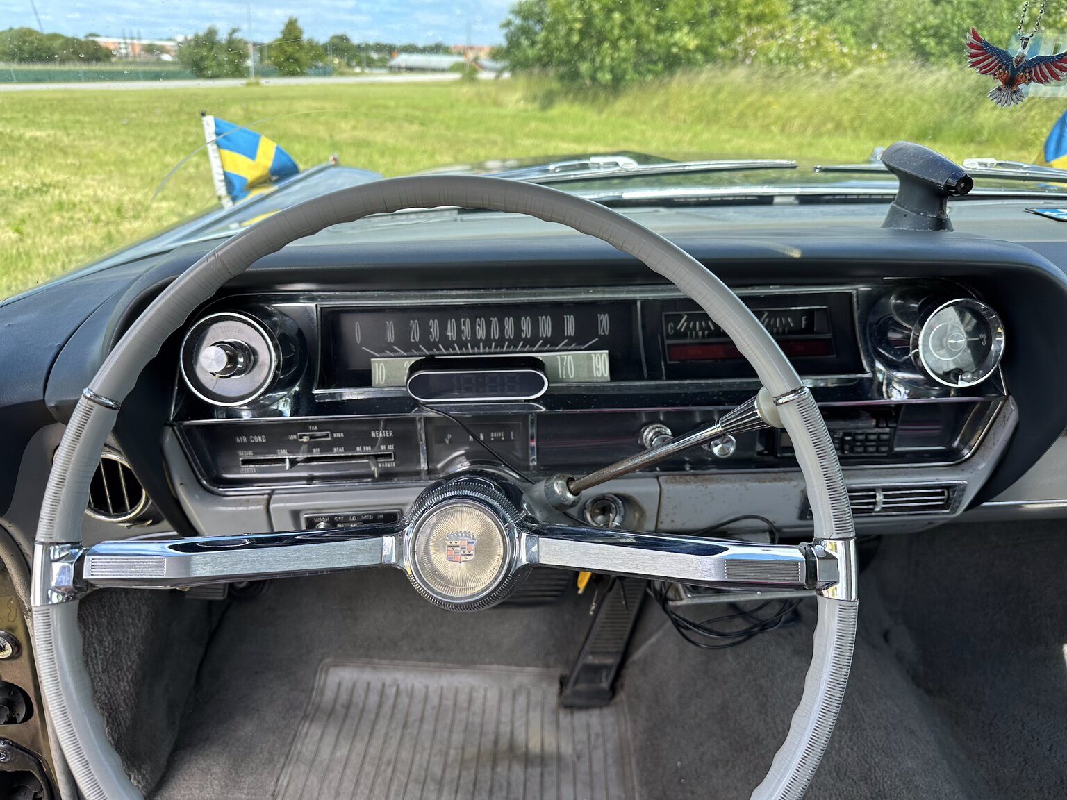 Innenraumfoto von 1964 Cadillac Fleetwood Seventy-Five Limousine (6)