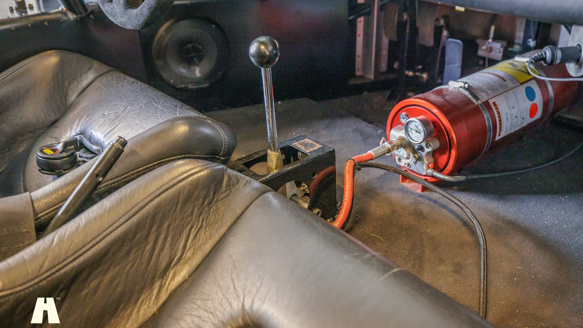 Interior image of 2006 Ultima GTR (16)