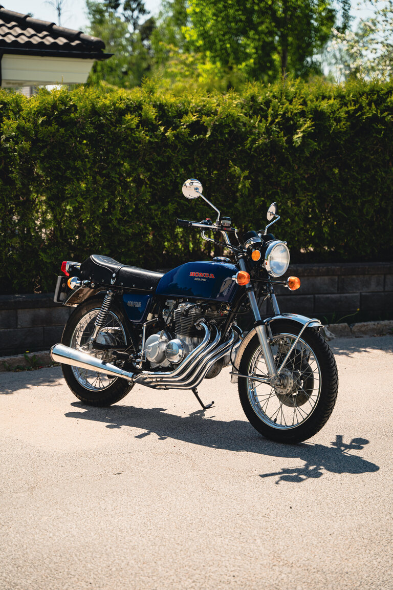 Exterior image of 1975 Honda CB 400 Four