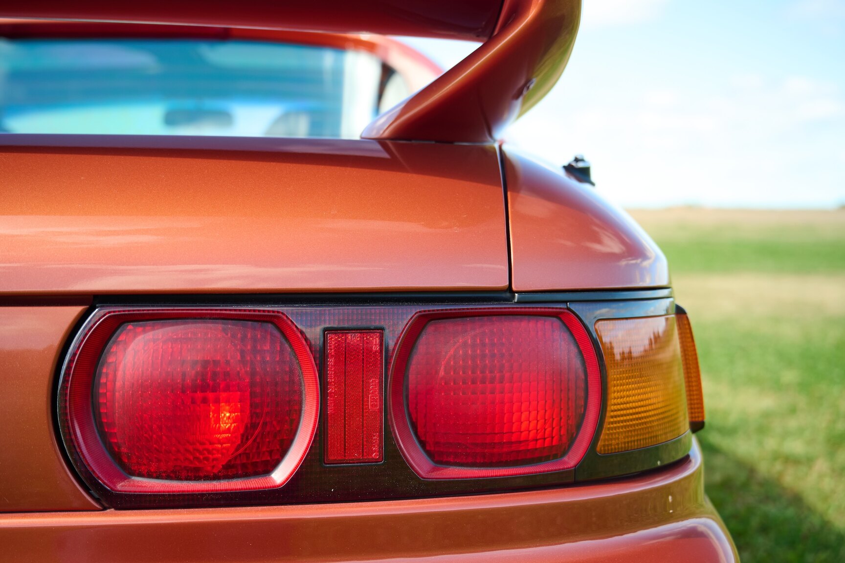Exterior image of 1999 Toyota MR2 2.0 Turbo