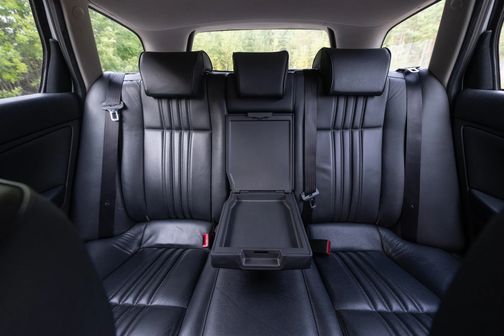 Innenraumfoto von 2008 Alfa Romeo 159 Q4 Sportwagon (44)