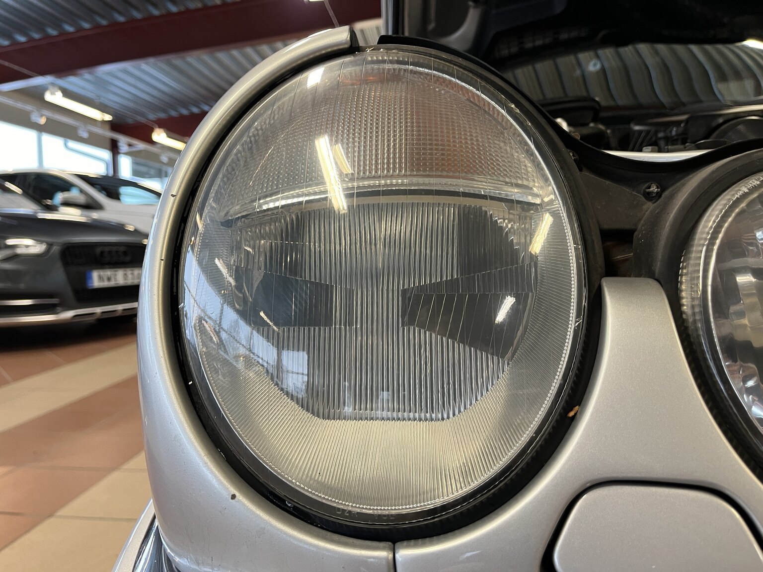 Exteriörbild på 1998 Mercedes-Benz E55 AMG