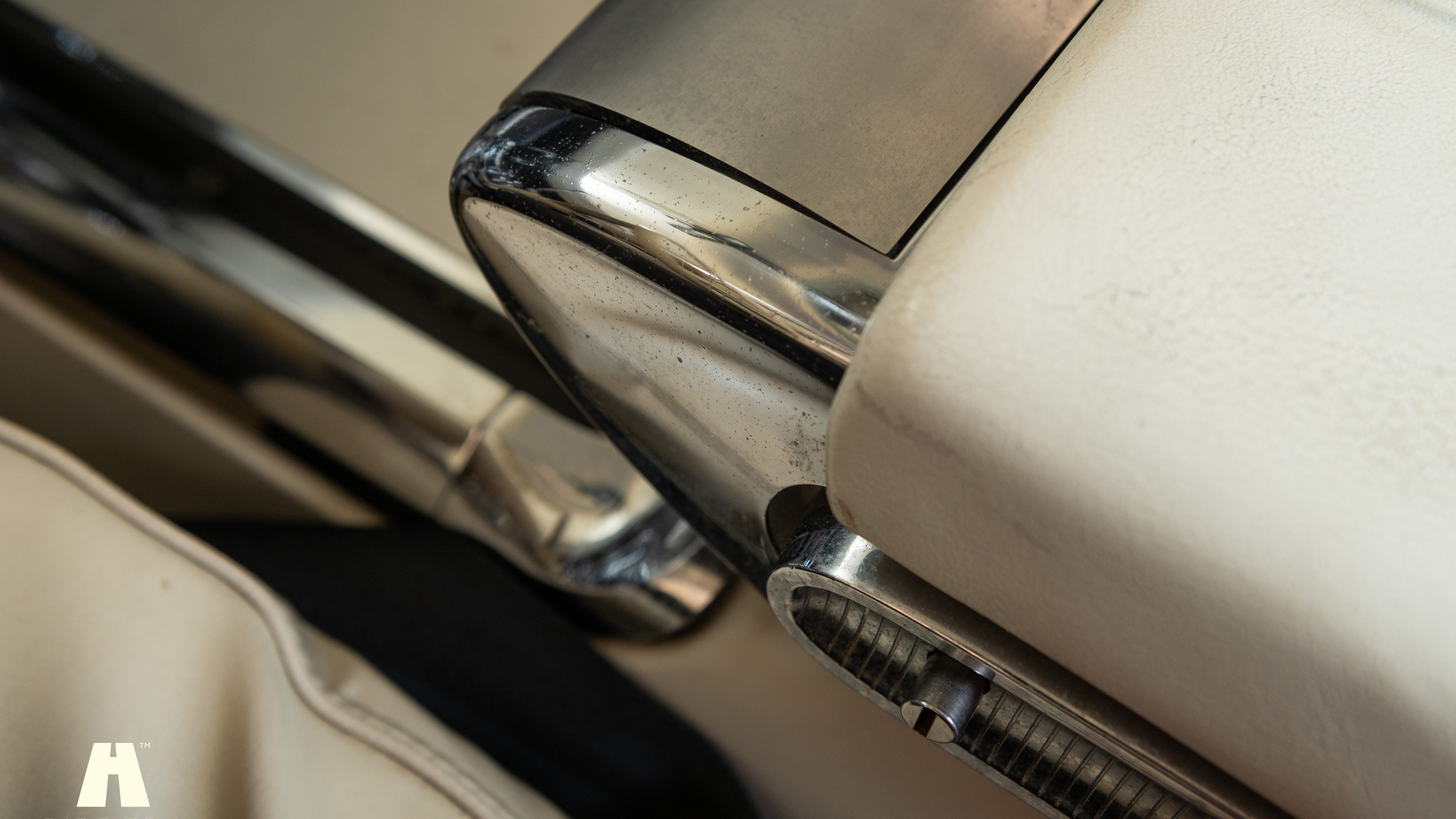 Interior image of 1964 Ford Thunderbird 6.4 HT (26)