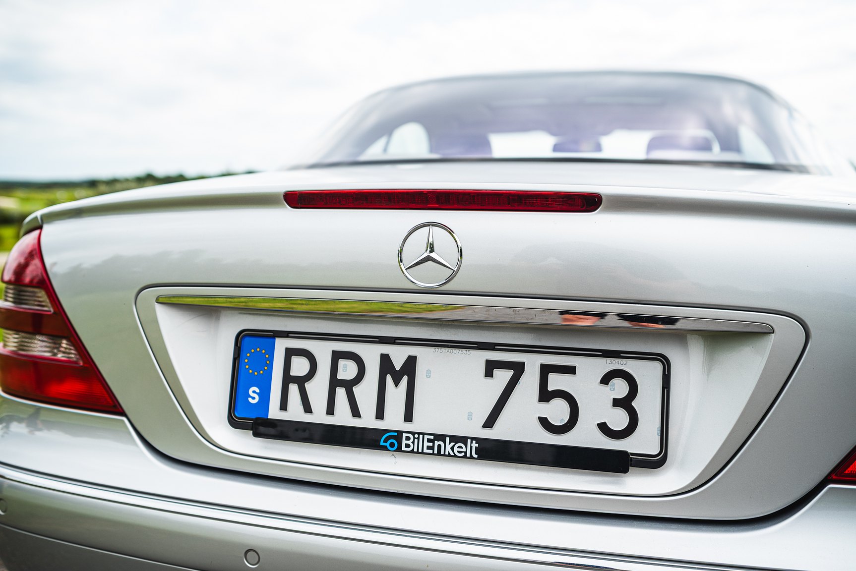 Exterior image of 2000 Mercedes-Benz CL 500