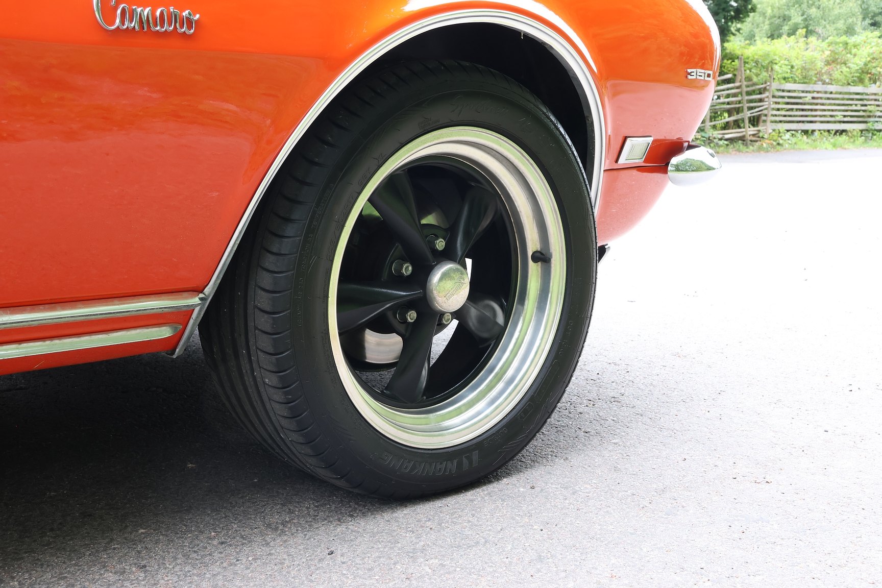 Exteriörbild på 1968 Chevrolet Camaro Pro Touring (20)