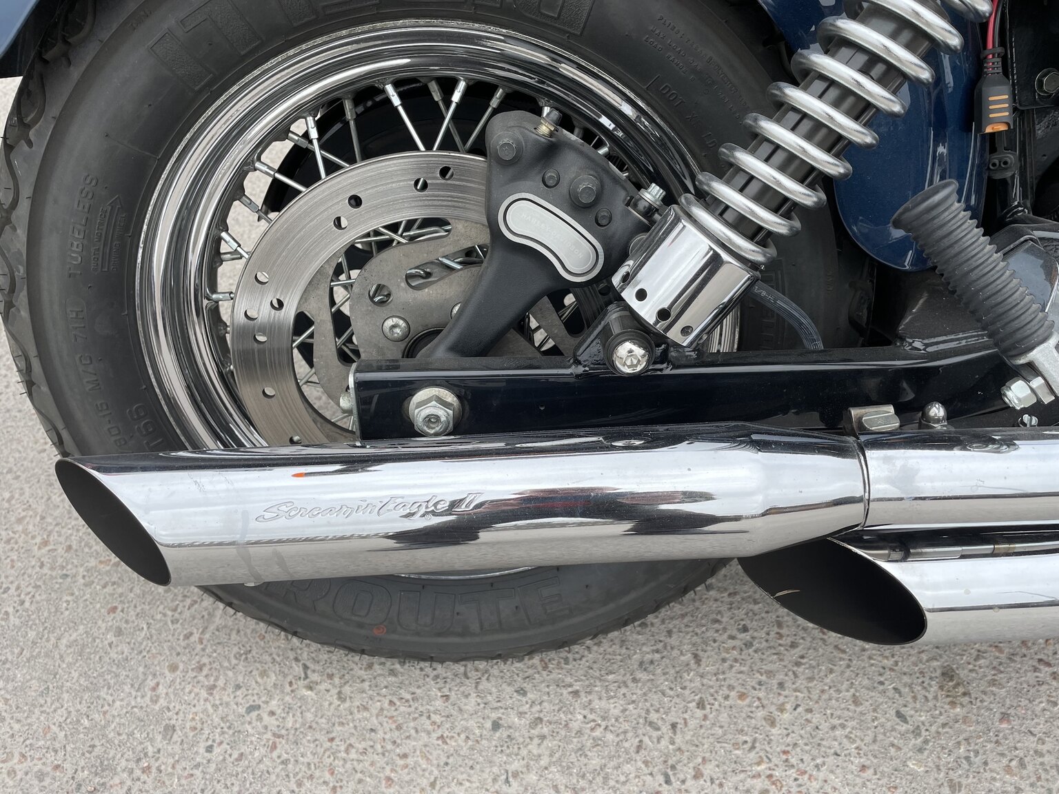 Exterior image of 2003 Harley-Davidson FXD Dyna Super Glide 1.4