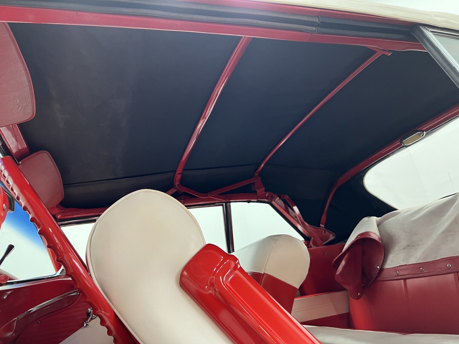 Interior image of 1958 Pontiac Chieftain