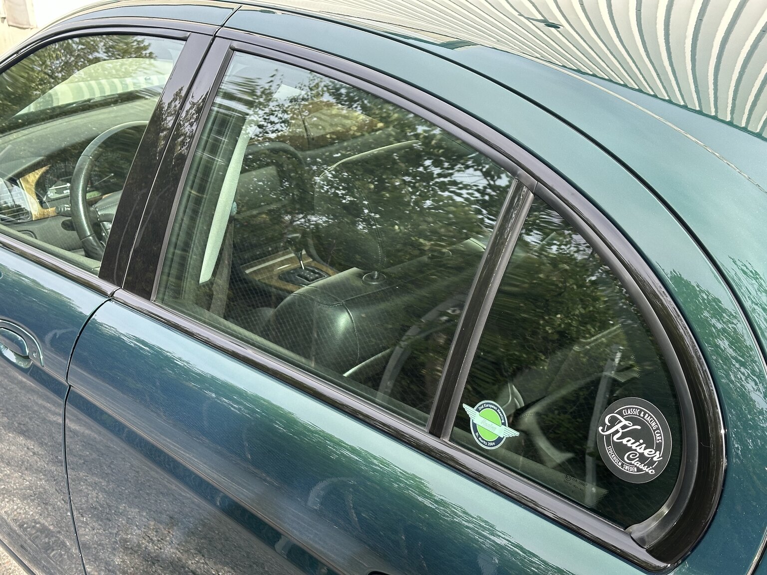 Exteriörbild på 2003 Jaguar S-Type R