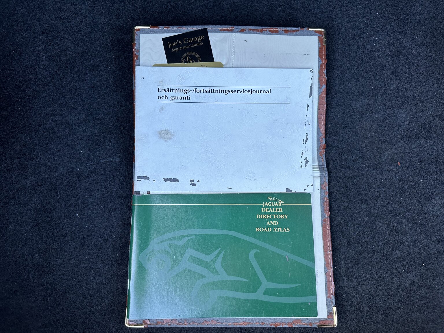 Dokumentation för 2000 Jaguar XK 8
