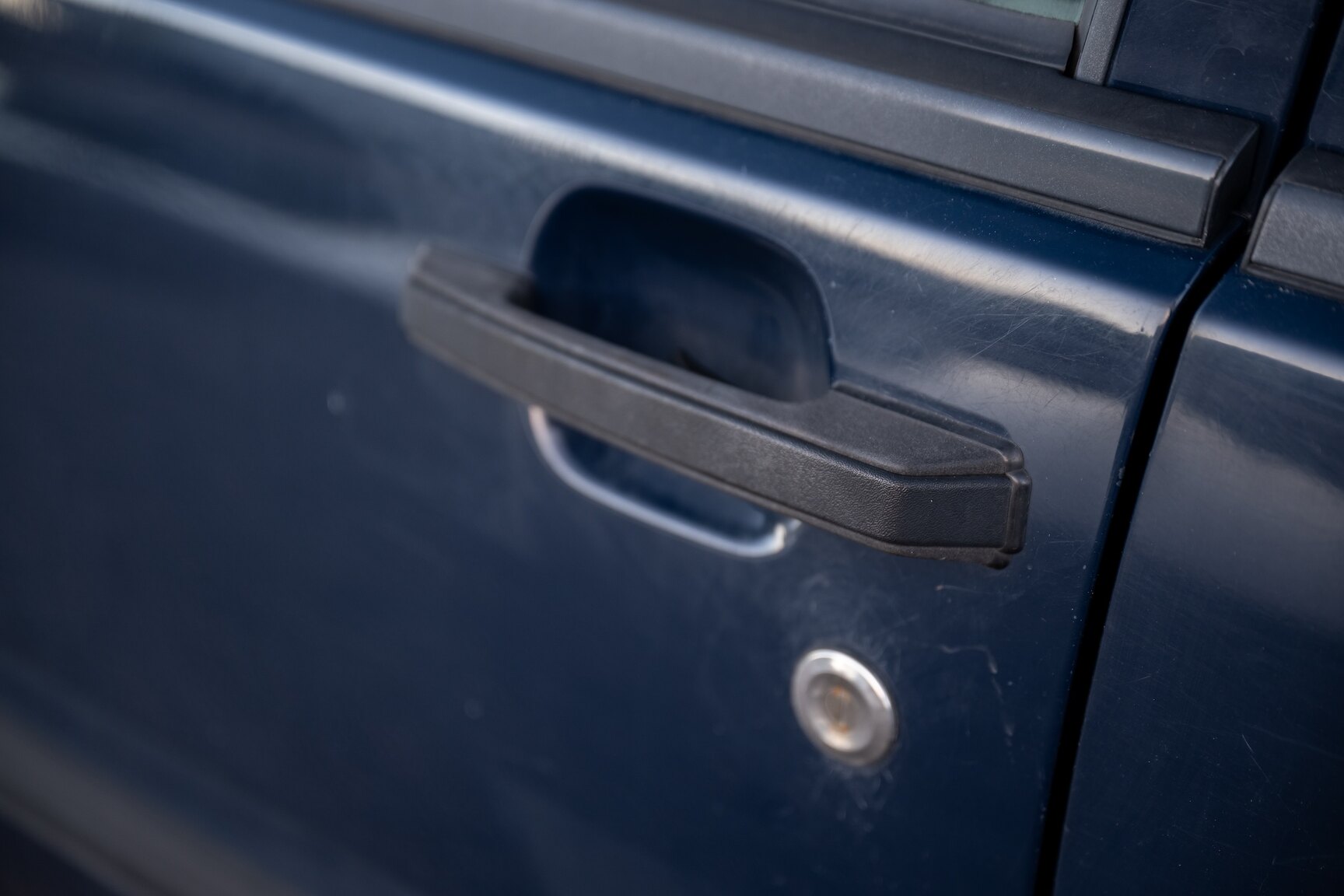 Exterior image of 1998 Volvo 940 Turbo