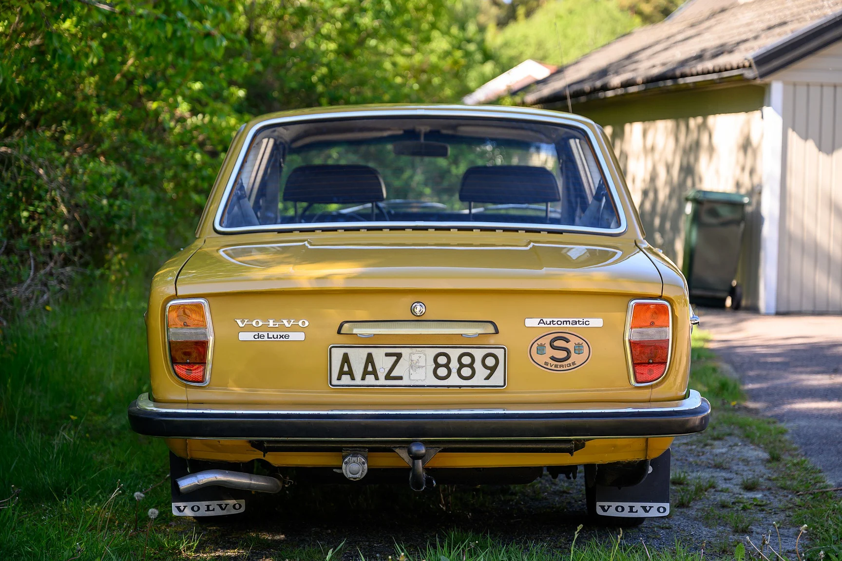 Exterior image of 1971 Volvo 144 2.0 Automatic (12)