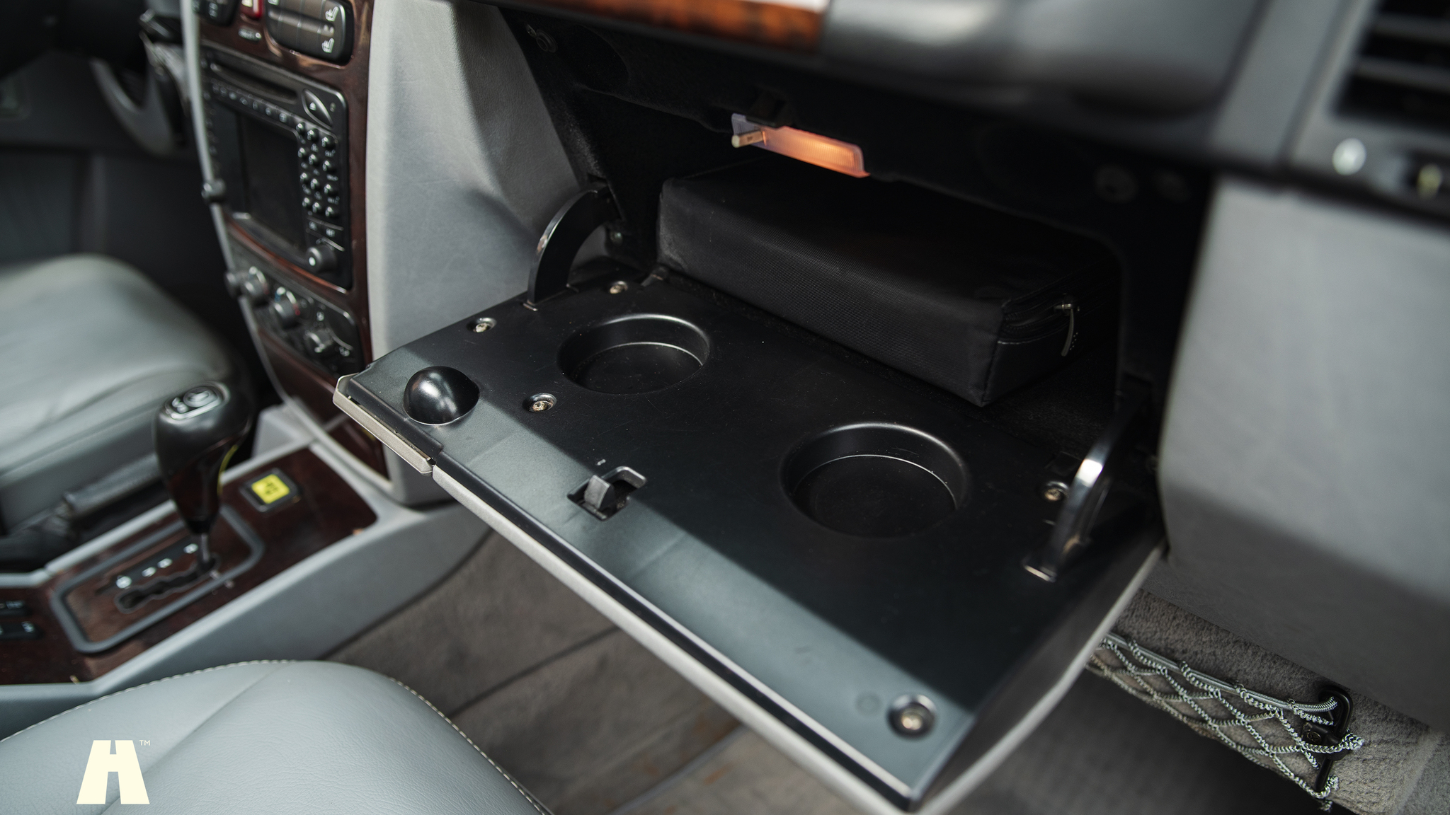 Interiörbild 2004 Mercedes-Benz G400 (KORT)
