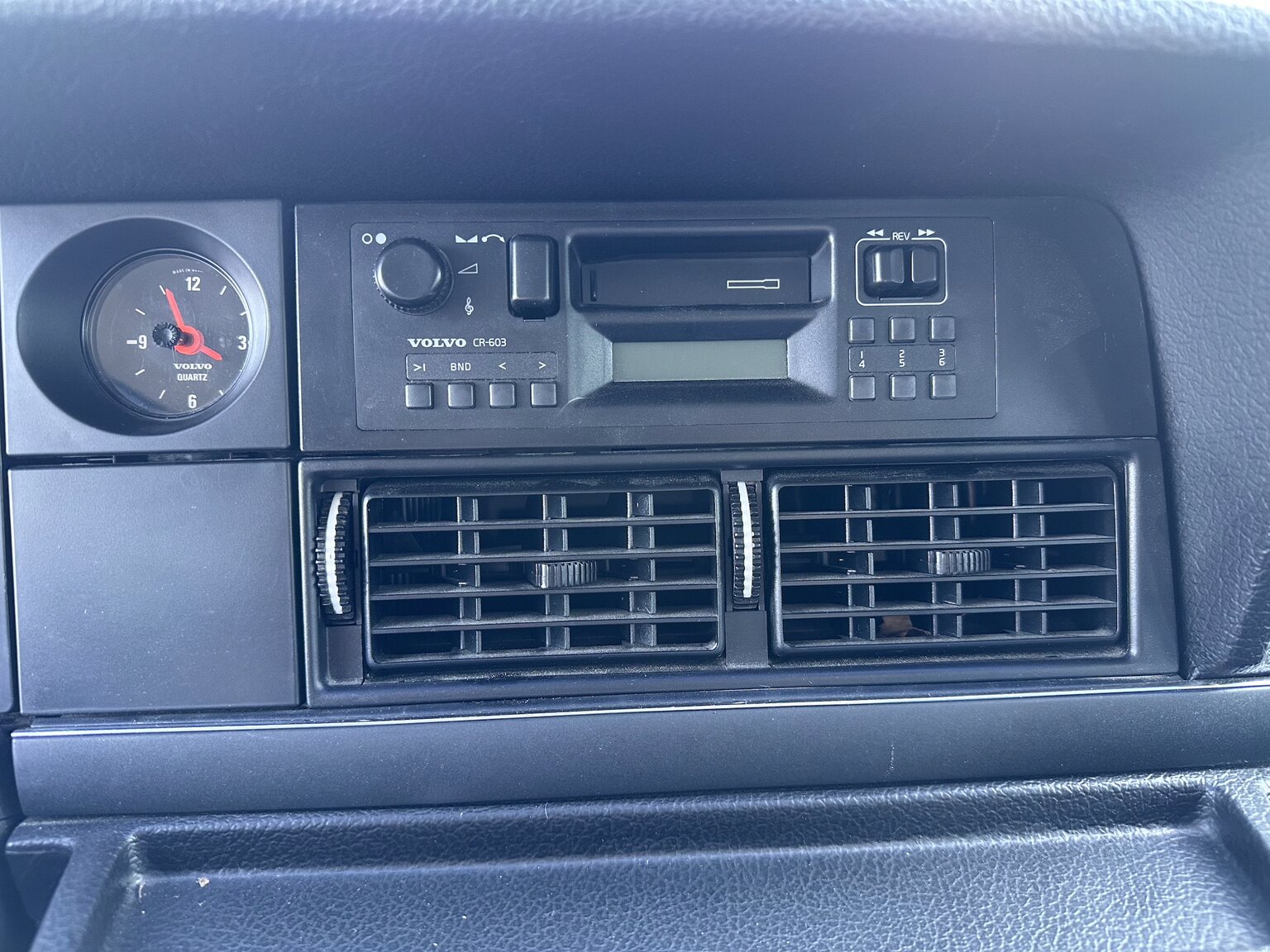 Interior image of 1991 Volvo 240 GLT
