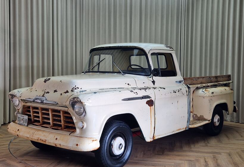 Chevrolet Apache (SÅLD PÅ PLATS) 